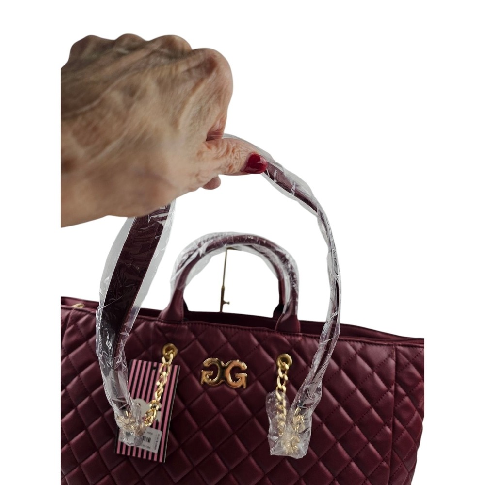 Gilda Paris Burgundy Quilted Tote Bag with Chain Accent Designer Inspired NWT - Picture 6 of 14